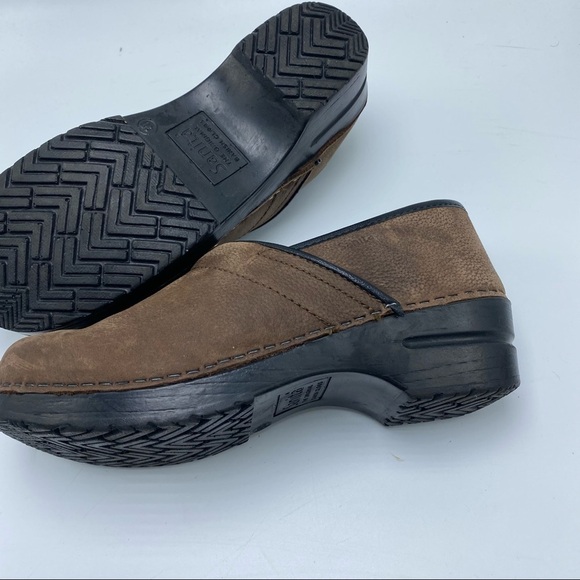 Sanita Brown Leather Clog Lisbeth Nursing Professional Slip On Size 40 - Picture 9 of 15
